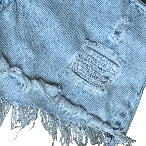 Rue21 ladies lite wash button fly cut off distressed jean shorts size 10 - Picture 4 of 8